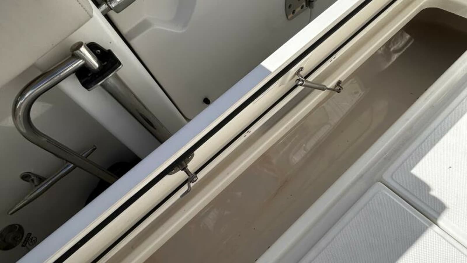 2017 Boston Whaler 330 Outrage - Photo 28