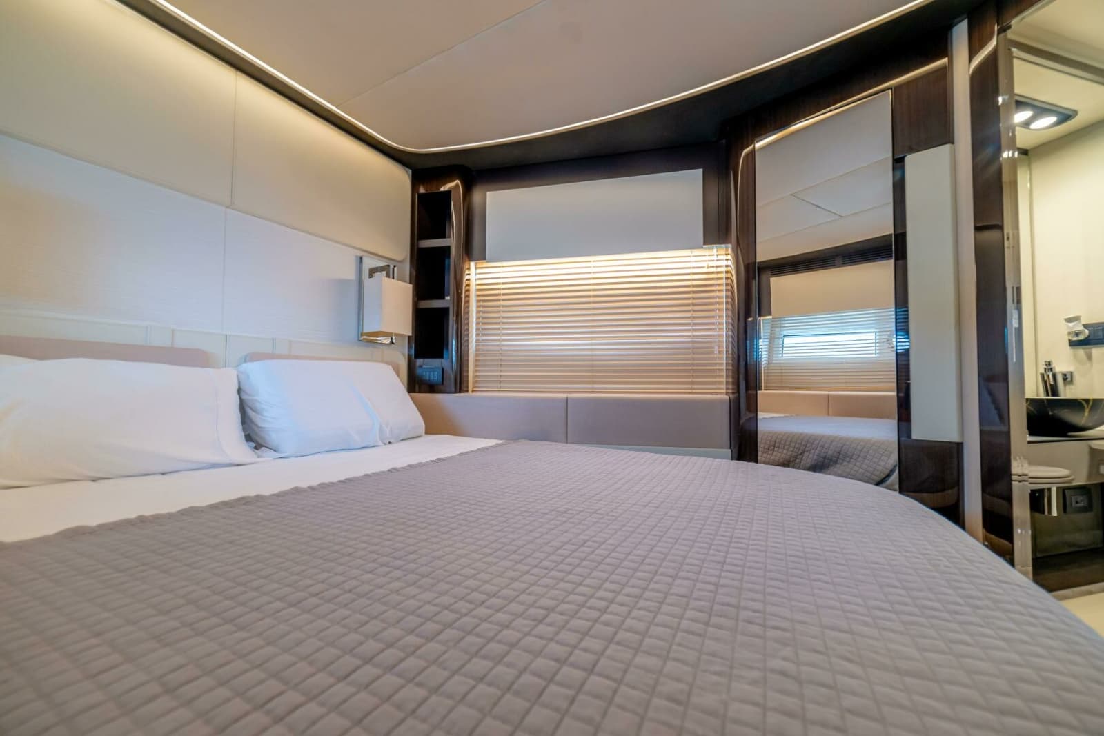 2017 Azimut 77S - Photo 73