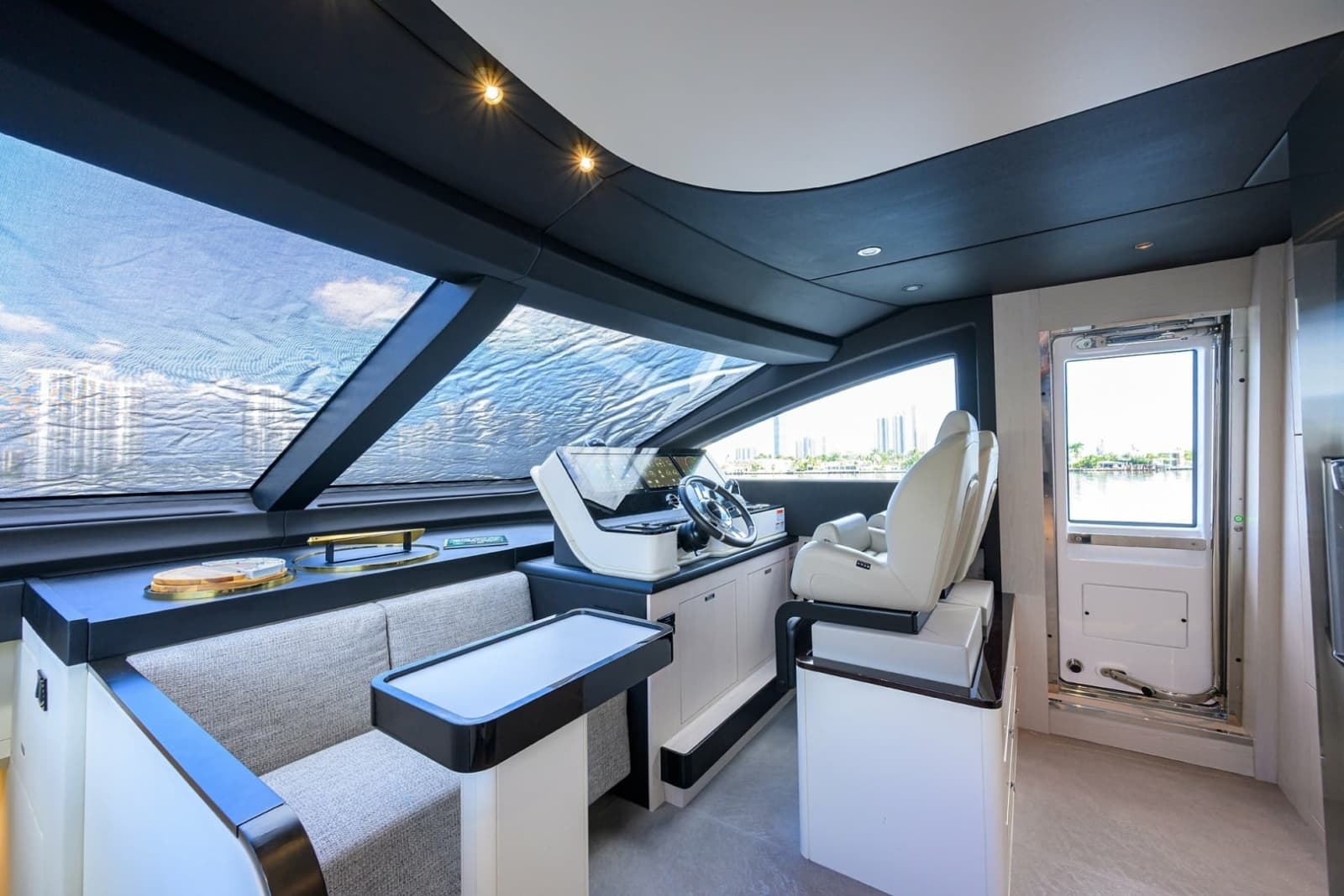 2024 Azimut Fly 78 - Photo 33