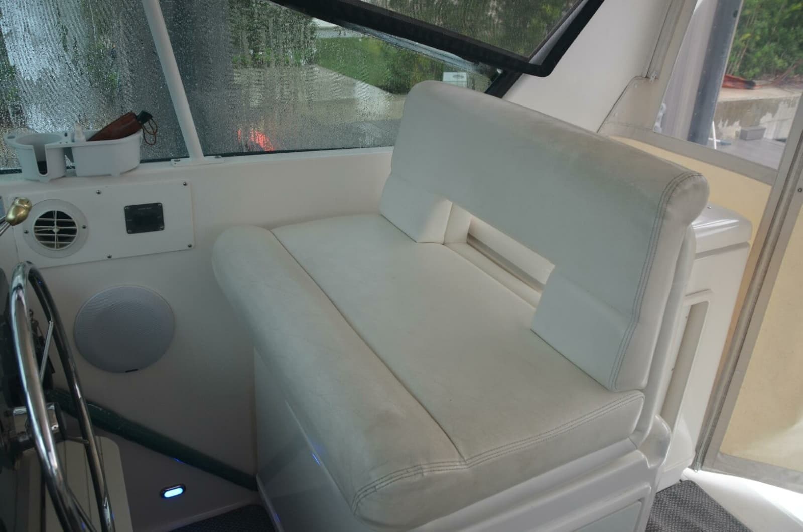 2001 Tiara Yachts 4100 Open - Photo 23