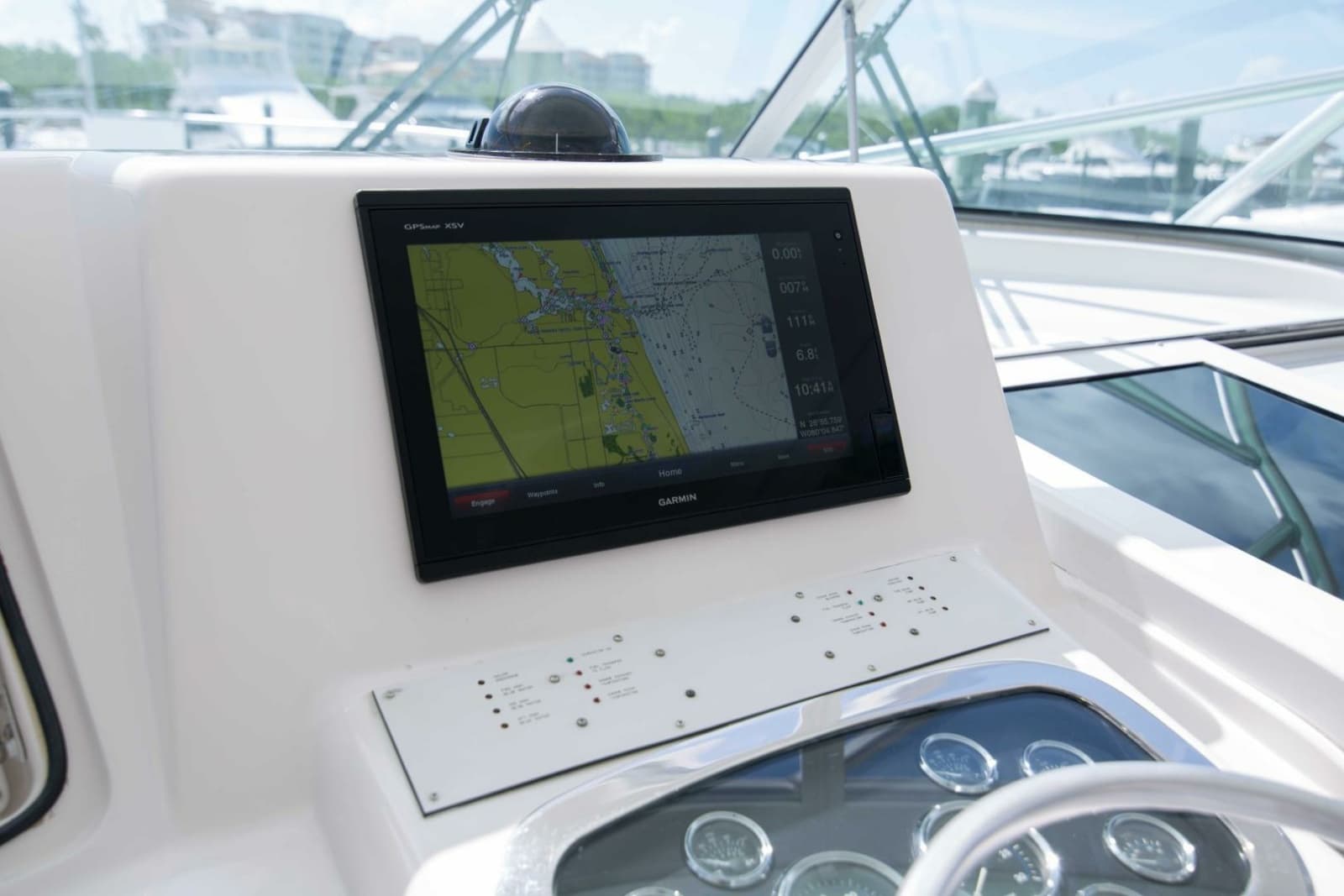 2001 Viking 50 Express - Photo 32