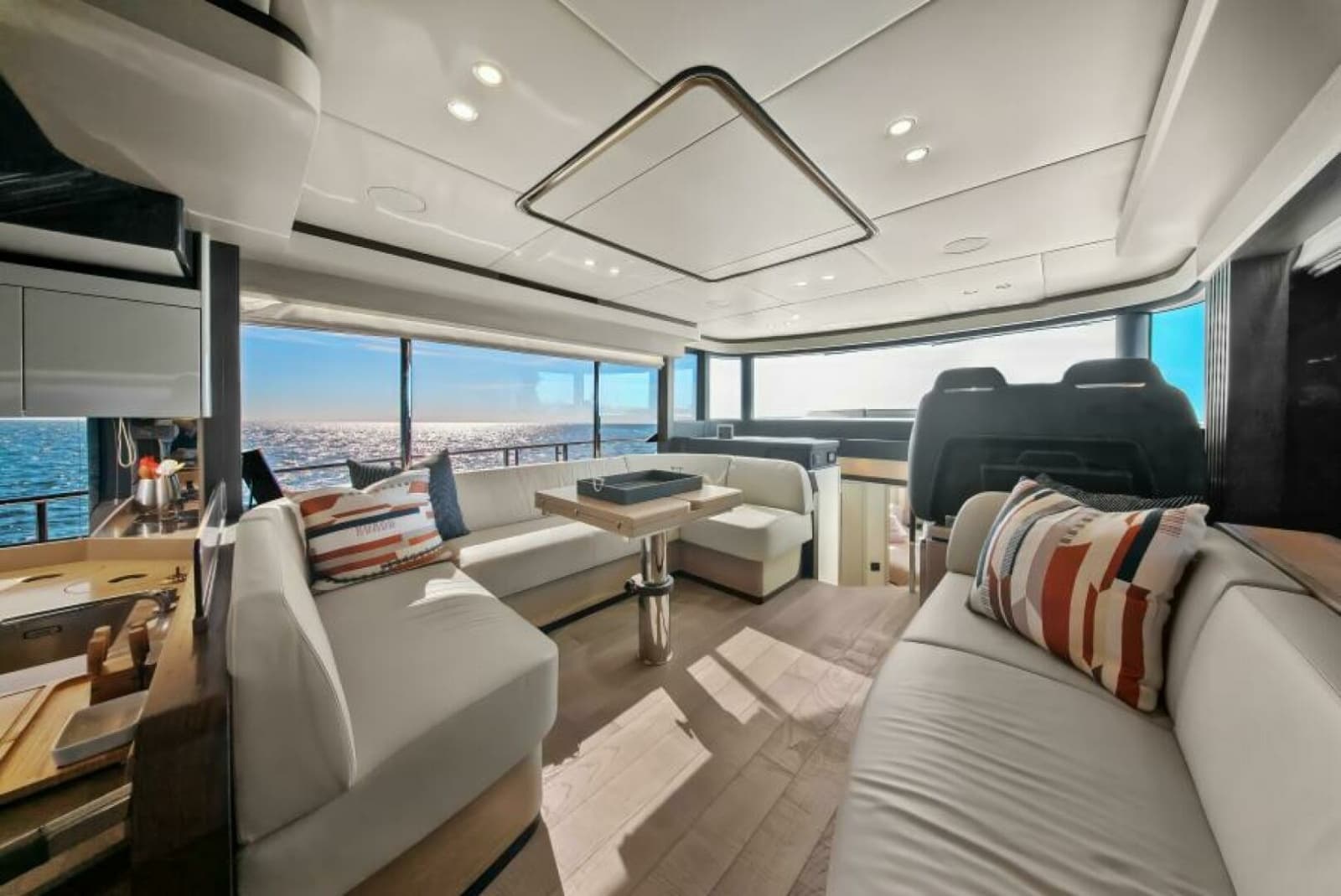 2025 Absolute Navetta 53 - Photo 5