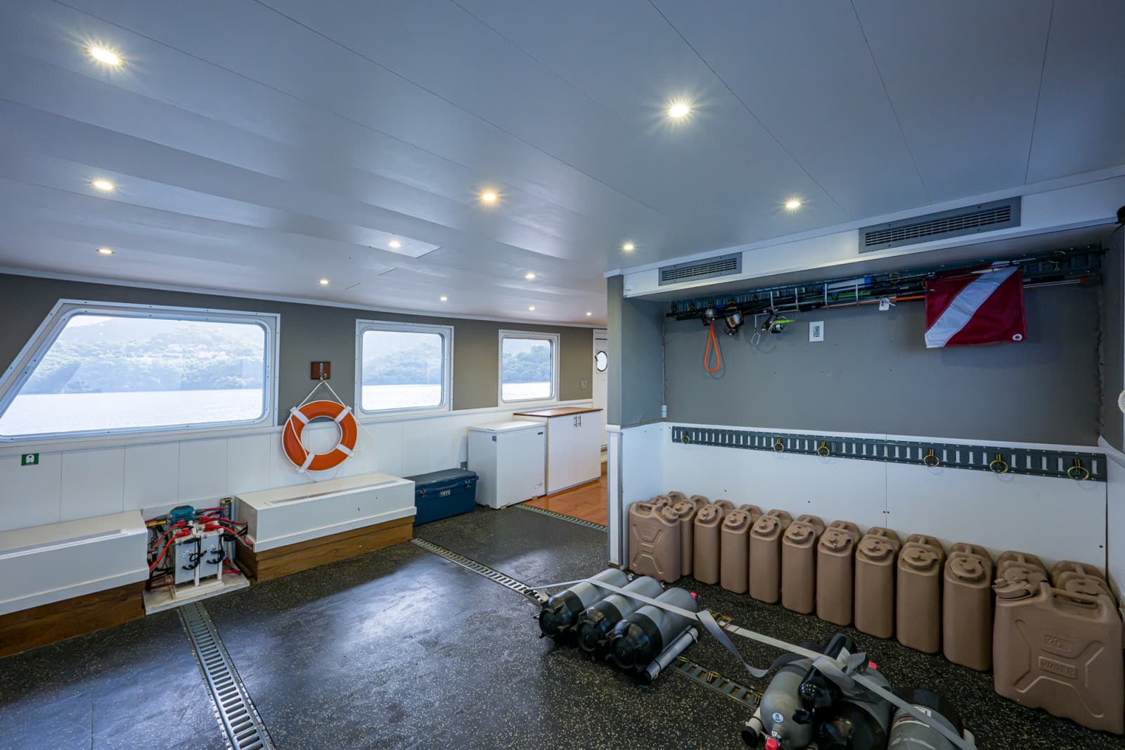 2013 Ocean Voyager 95 Expedition - Photo 52
