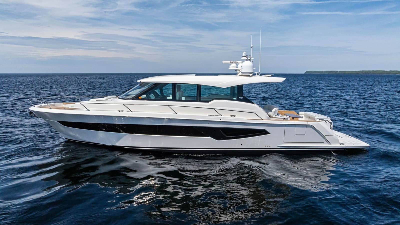 2025 Tiara Yachts EX 60 - Photo 10