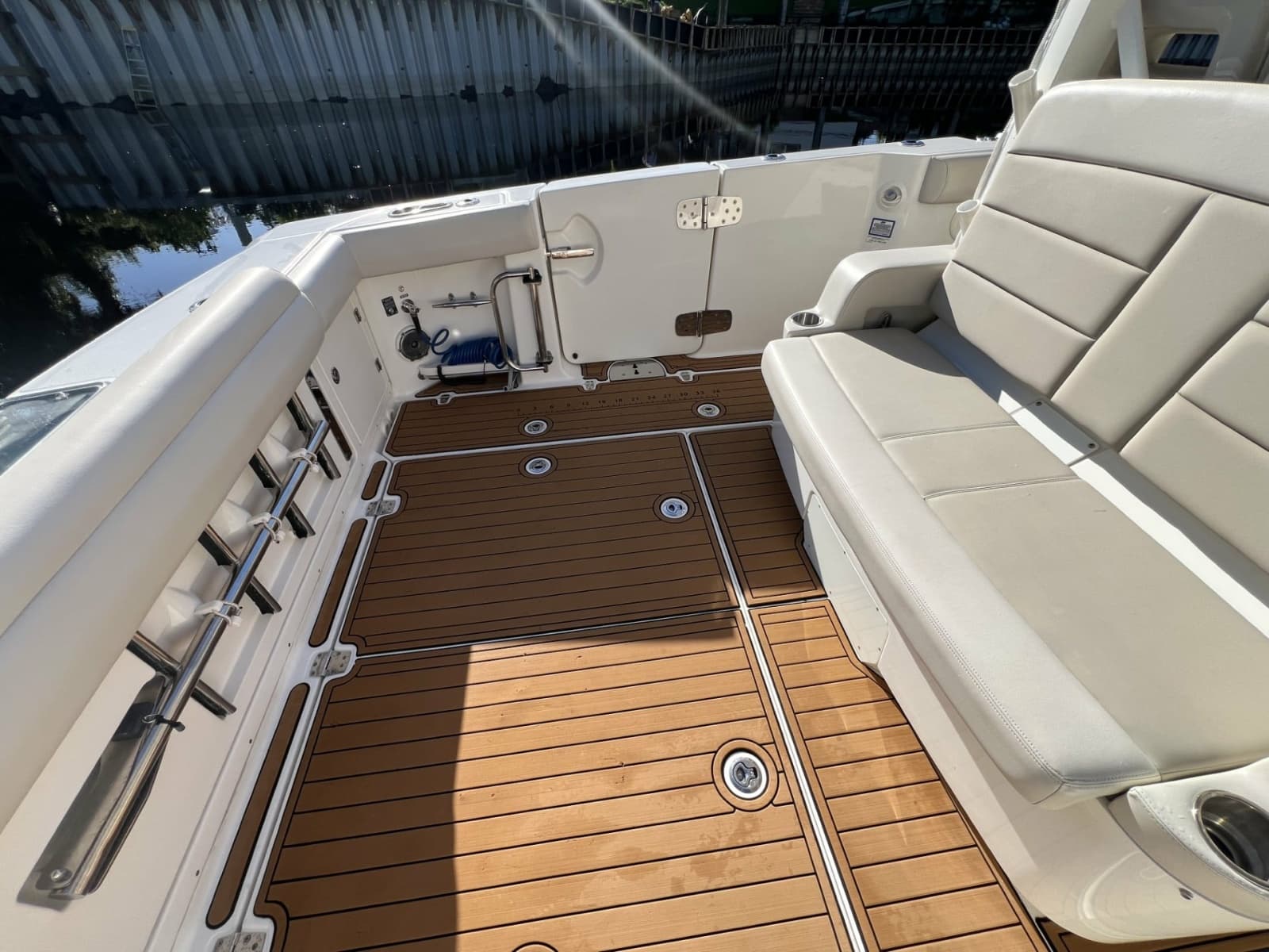 2017 Boston Whaler 380 Outrage - Photo 14