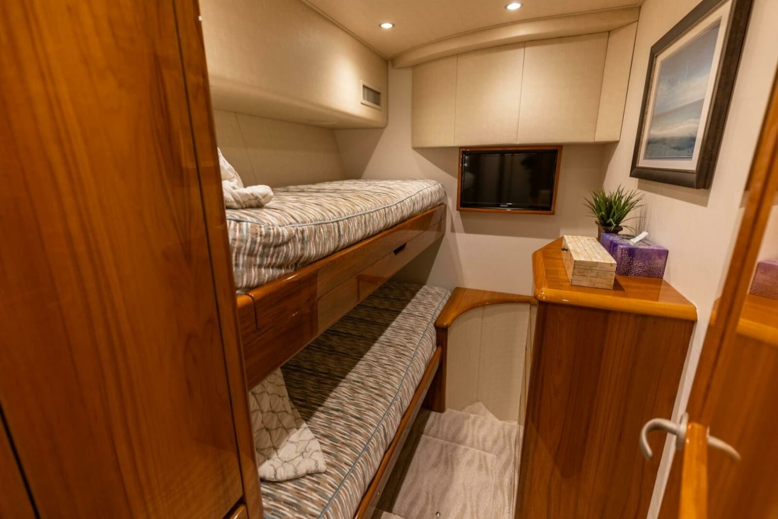 2017 Viking 66 Convertible - Photo 23