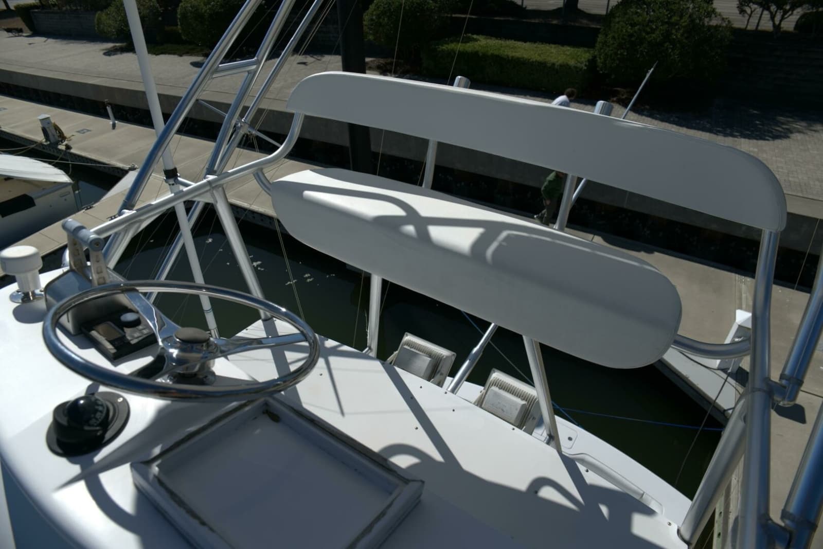 2002 Viking 43 Open - Photo 35