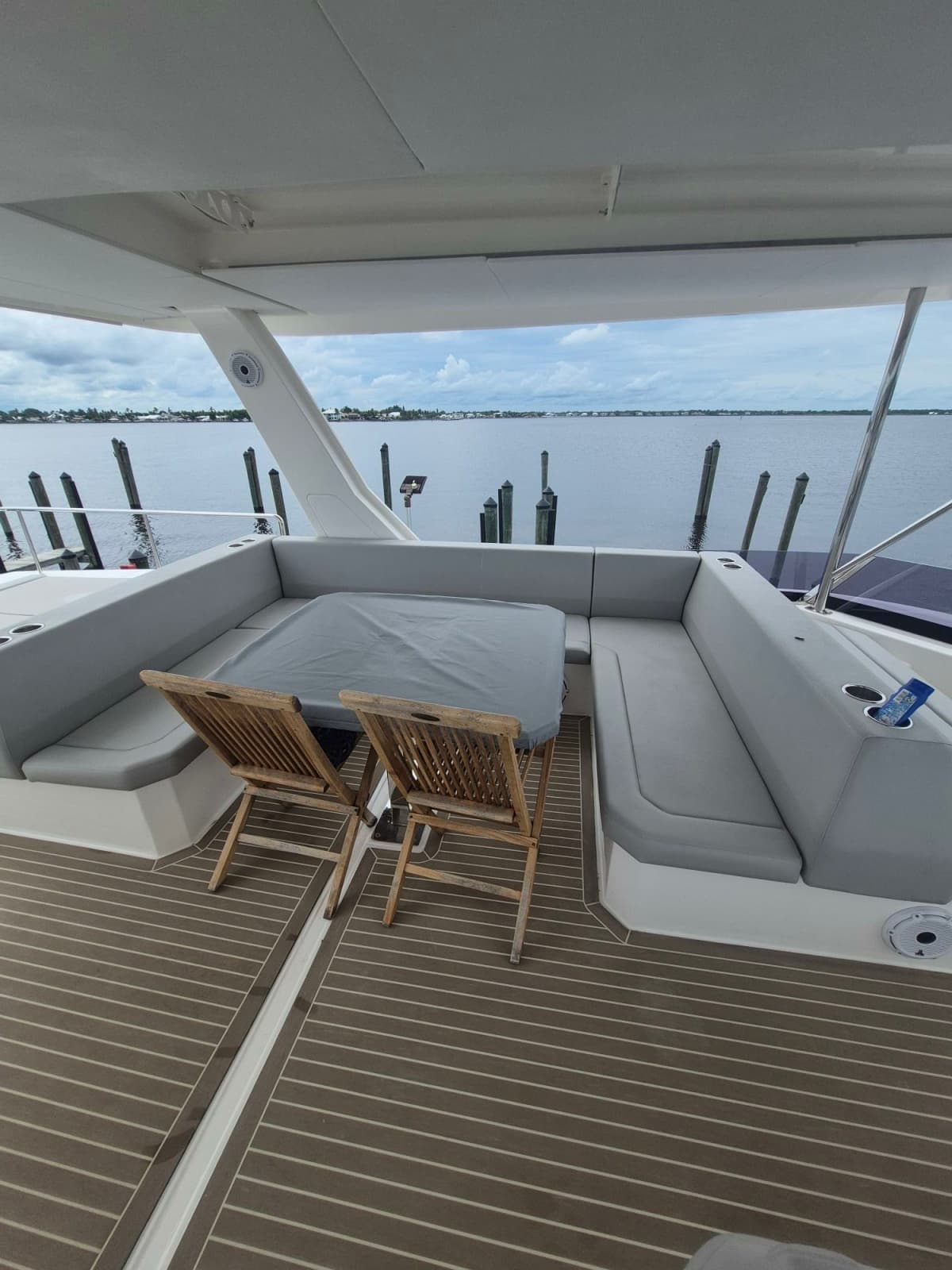 2023 Leopard 53 Powercat - Photo 9
