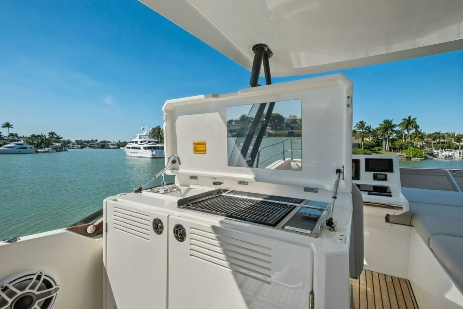 2022 Prestige 520 Flybridge - Photo 72