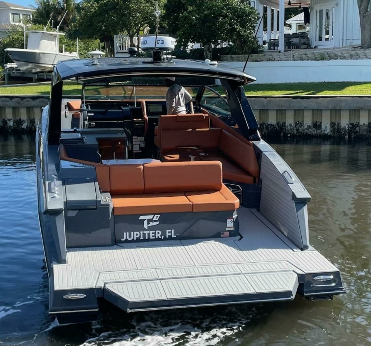 2023 Cruisers Yachts 38 GLS - Photo 4