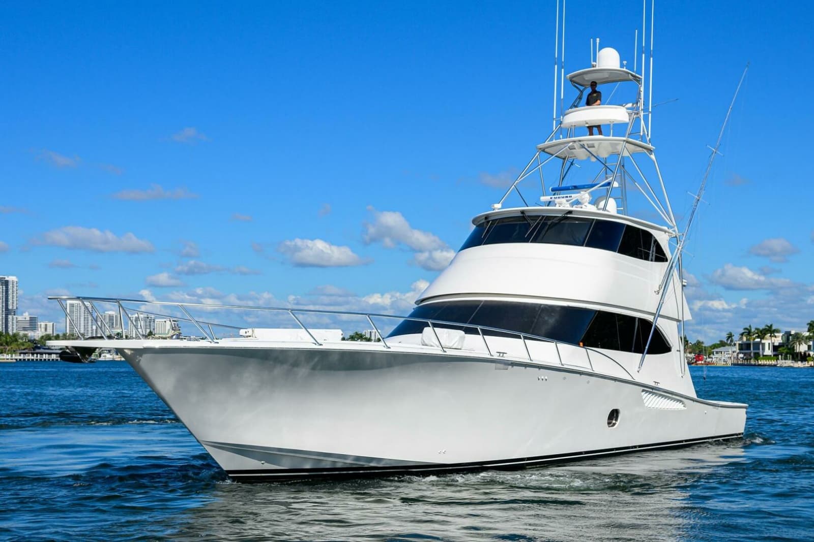 2014 Viking 76 Enclosed Bridge - Photo 3
