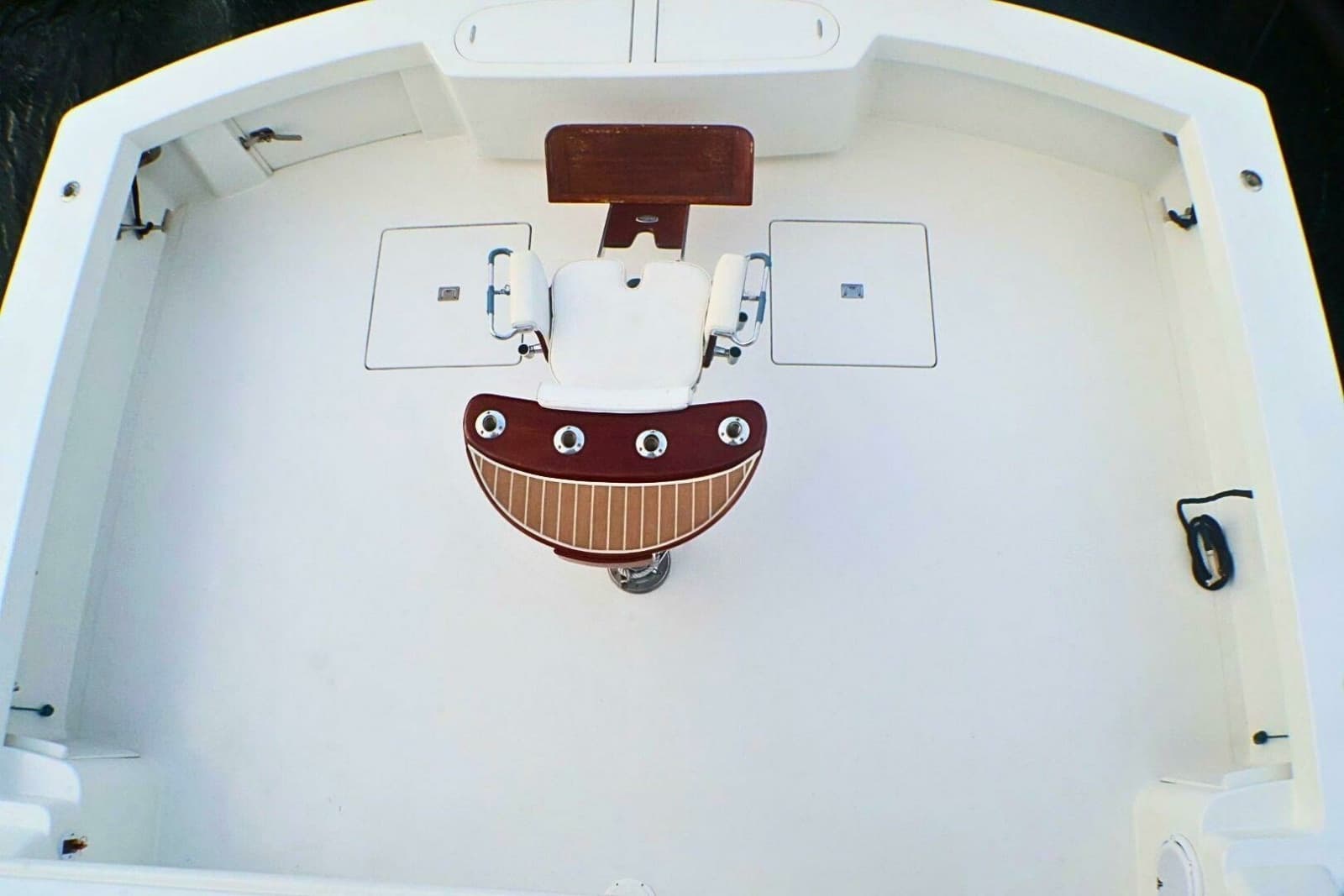 2001 Donzi 73 Sport Yacht - Photo 64
