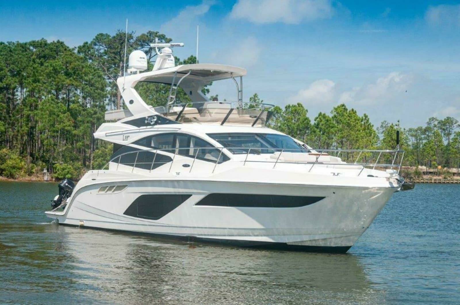 2018 Sea Ray L550 Flybridge - Photo 51