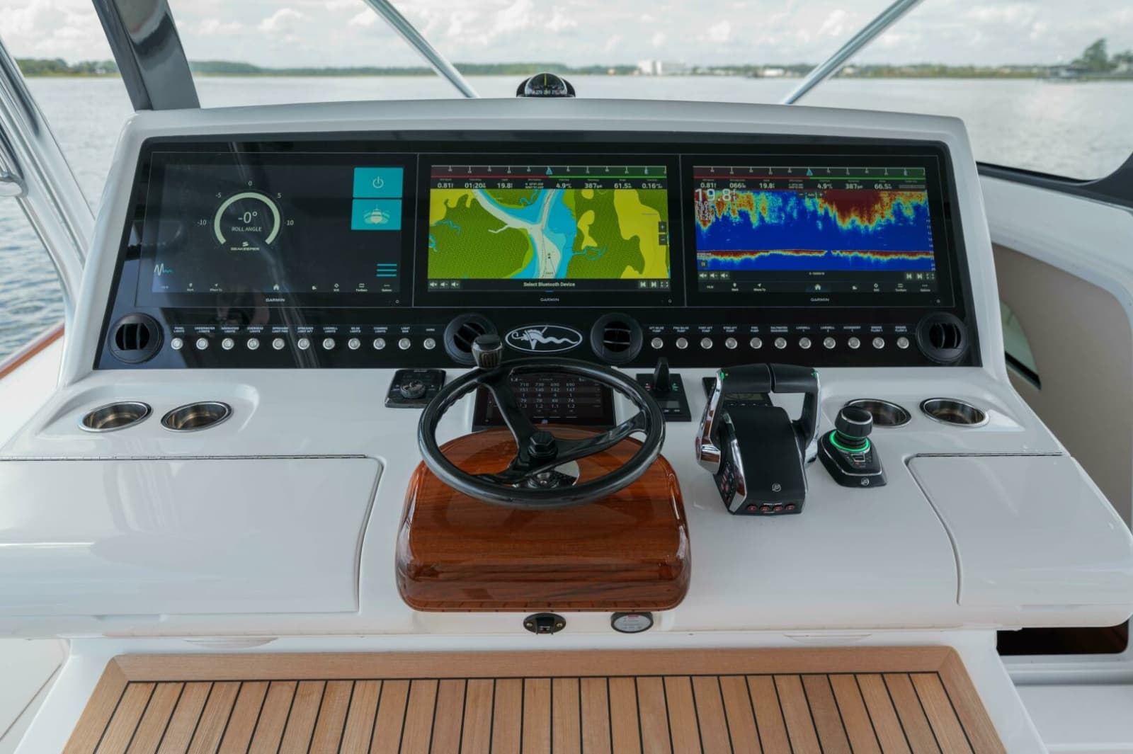 2024 Valhalla Boatworks V-55 - Photo 18