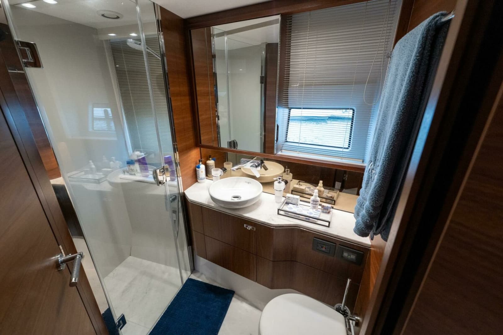 2021 Princess S62 - Photo 63
