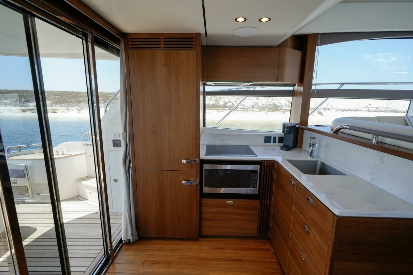 2021 Princess F50 - Photo 2