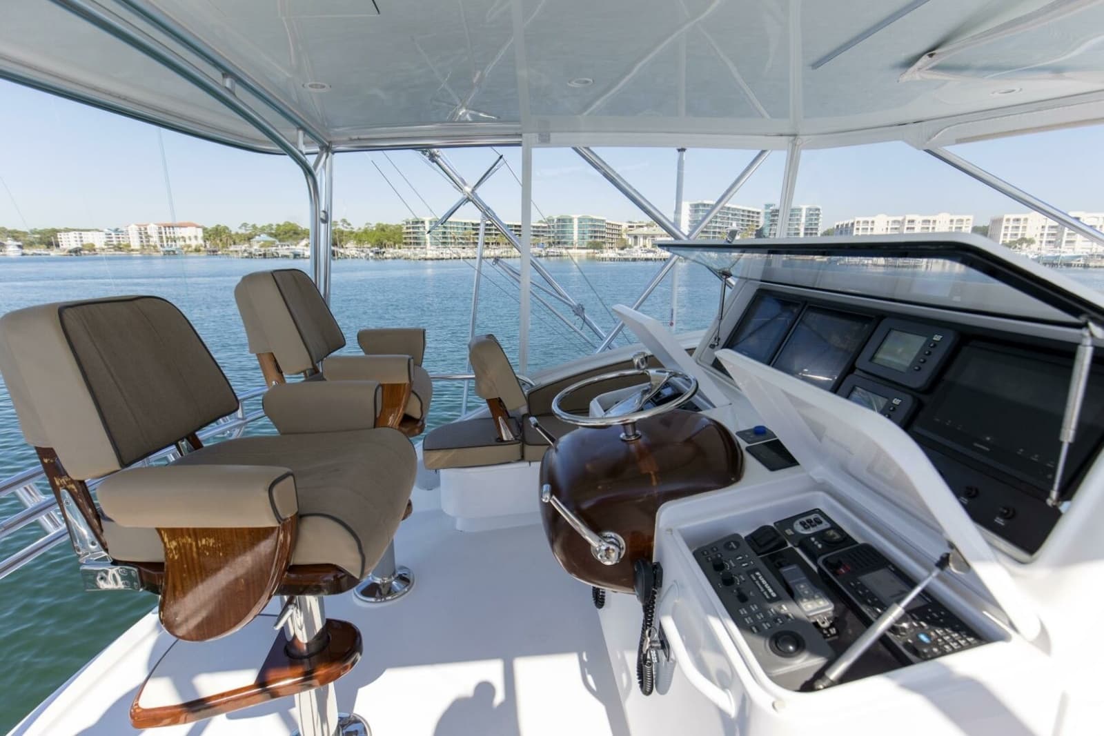 2008 Hatteras 60 Convertible - Photo 3