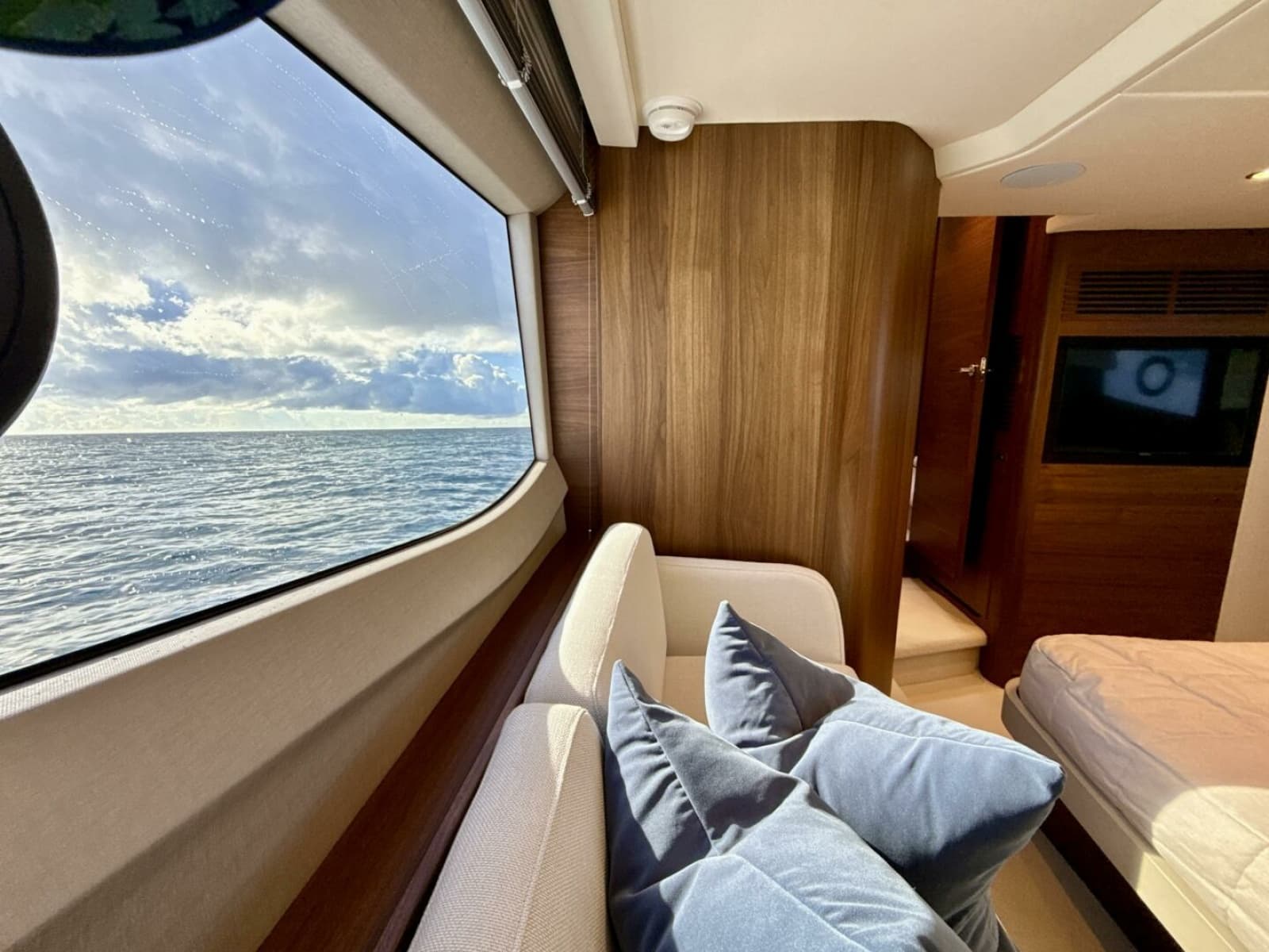 2026 Princess F50 - Photo 28