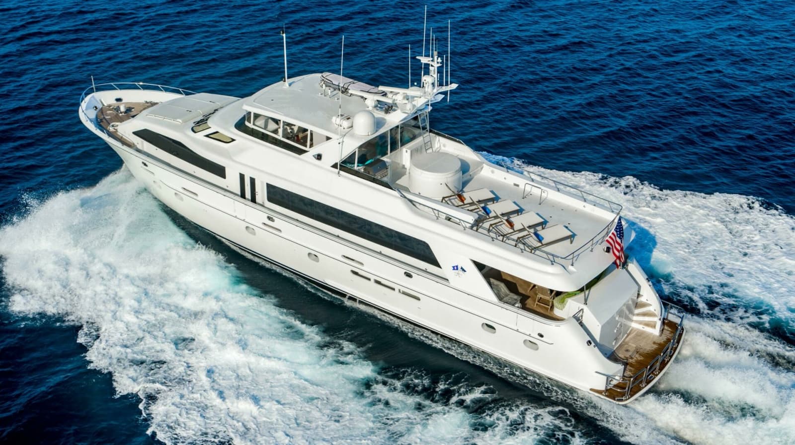 2005 Hatteras 100 Motor Yacht - Photo 43