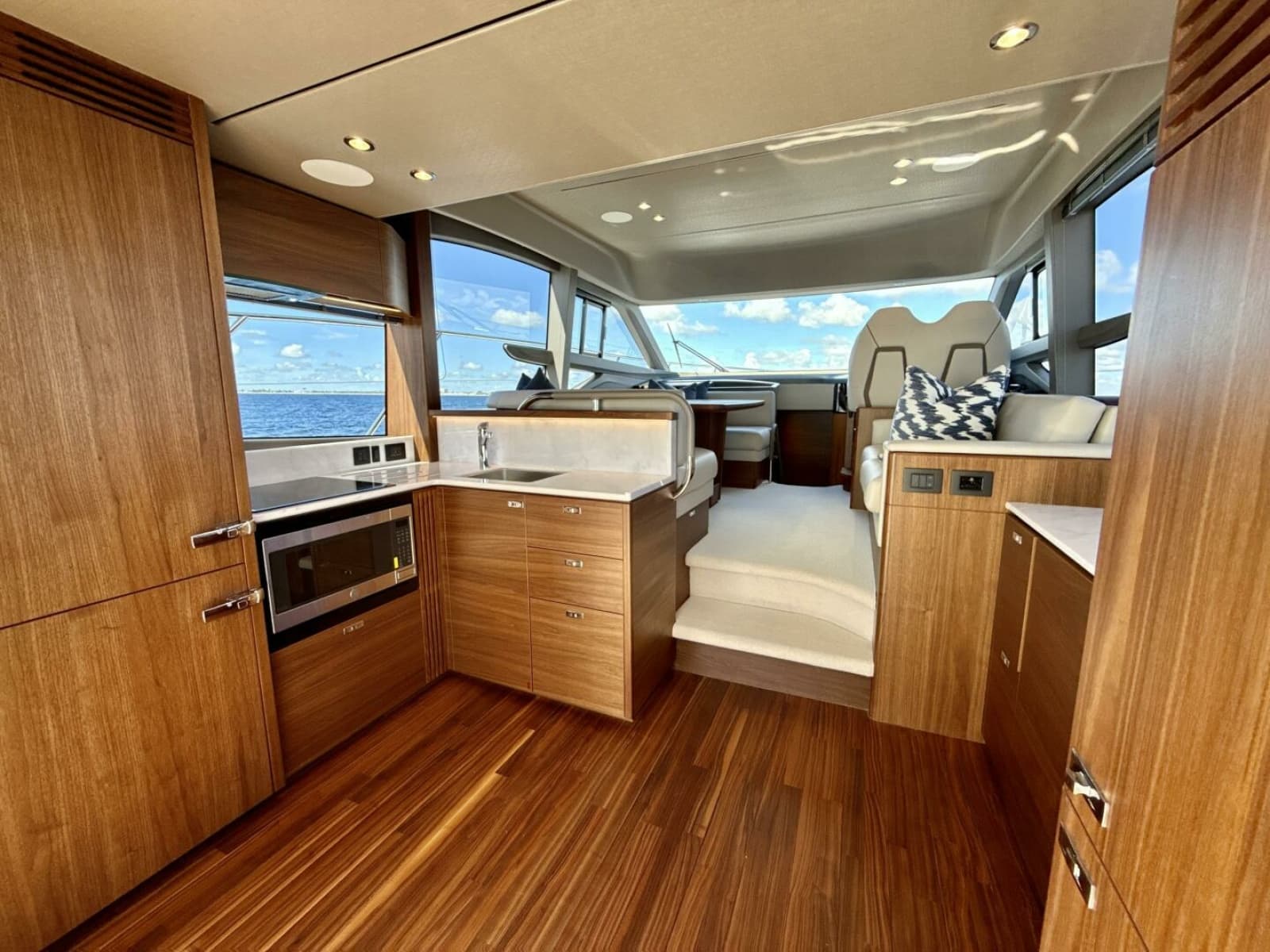 2026 Princess F50 - Photo 13