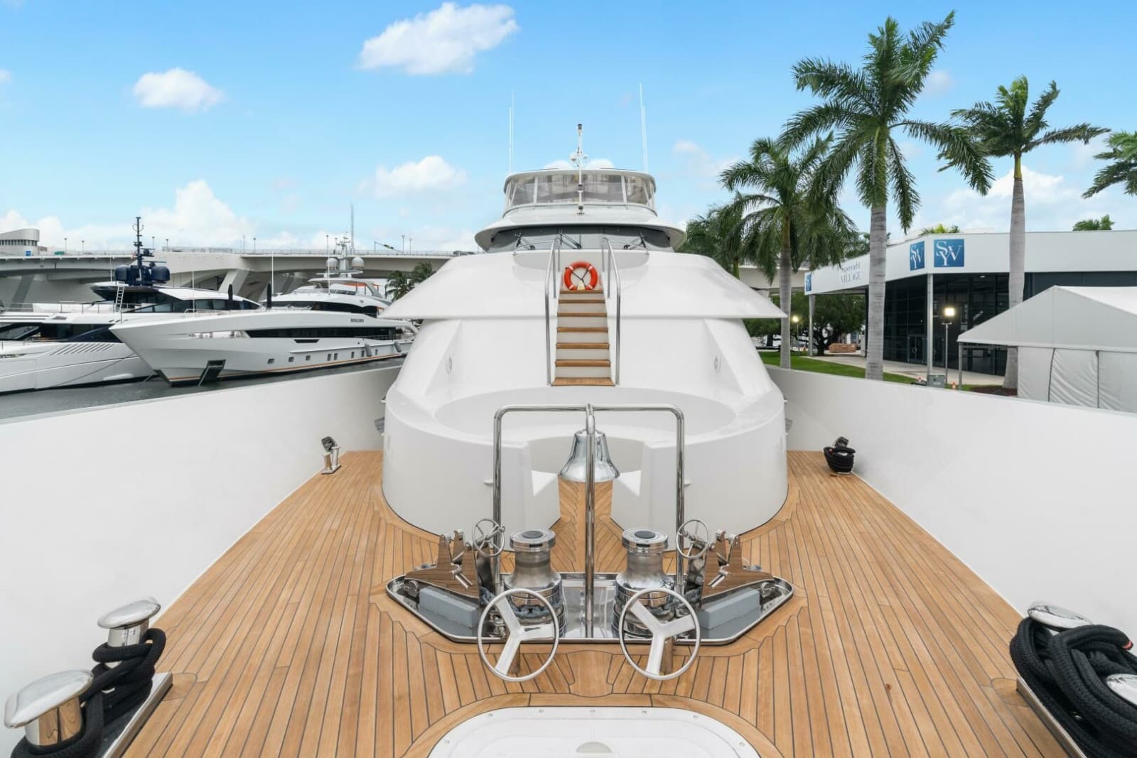 2004 Westport 130 Tri-Deck Motor Yacht - Photo 45