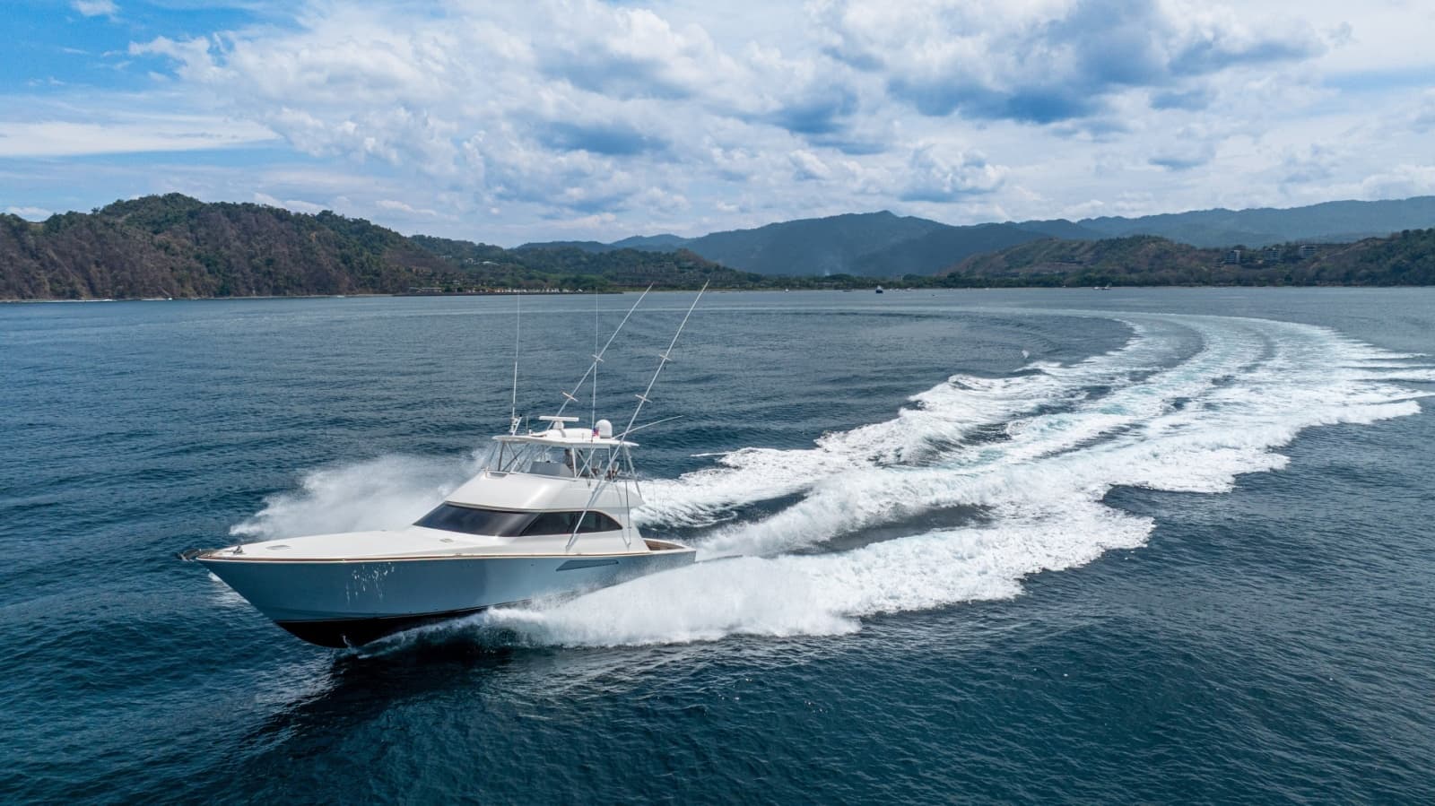 2012 Viking 60 Convertible - Photo 111