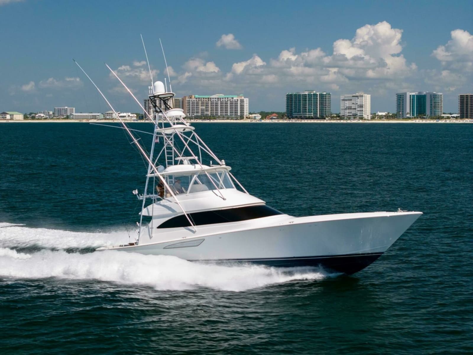 2018 Viking 62 Convertible - Photo 50