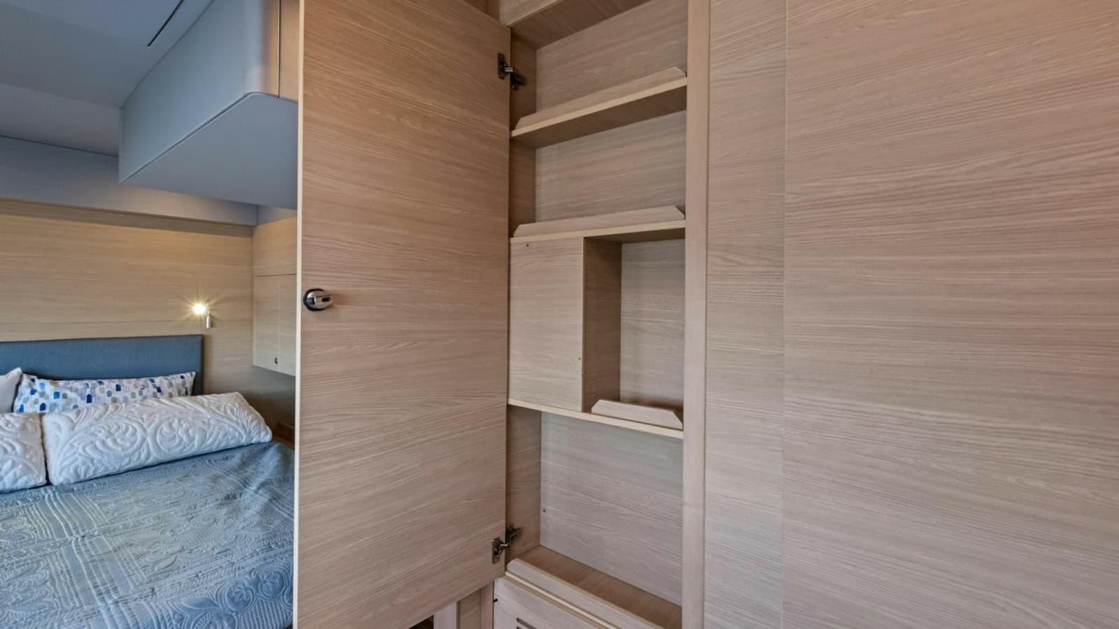 2022 Aquila 54 Yacht - Photo 34