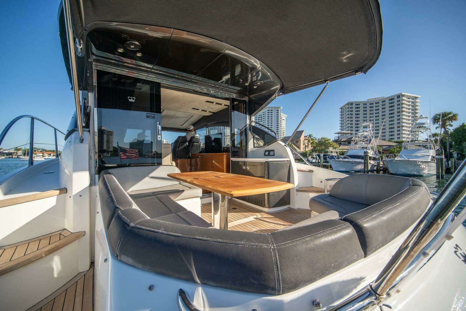 2016 Princess V48 - Photo 43