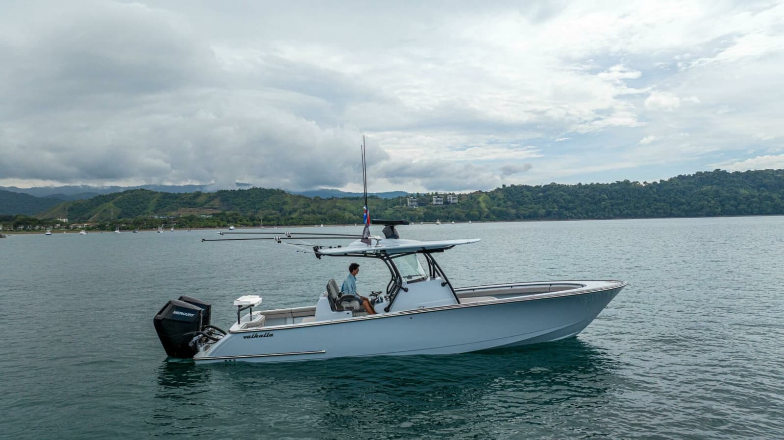 2024 Valhalla Boatworks V-33 - Photo 36