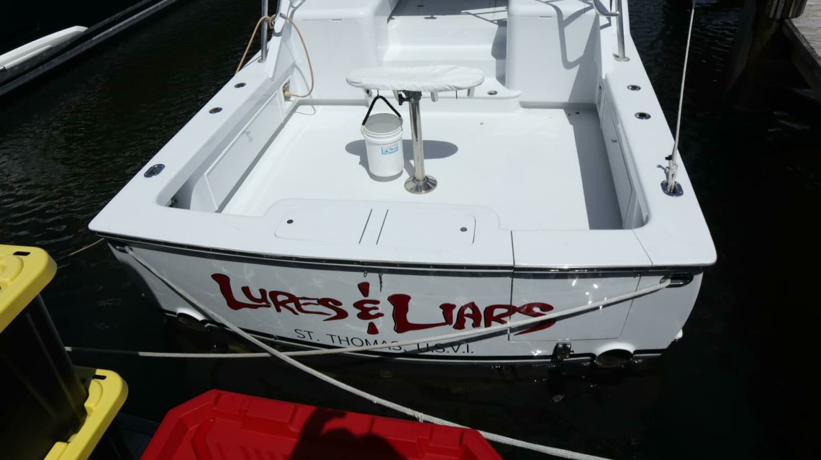 2002 Miller Marine 38 Open - Photo 2