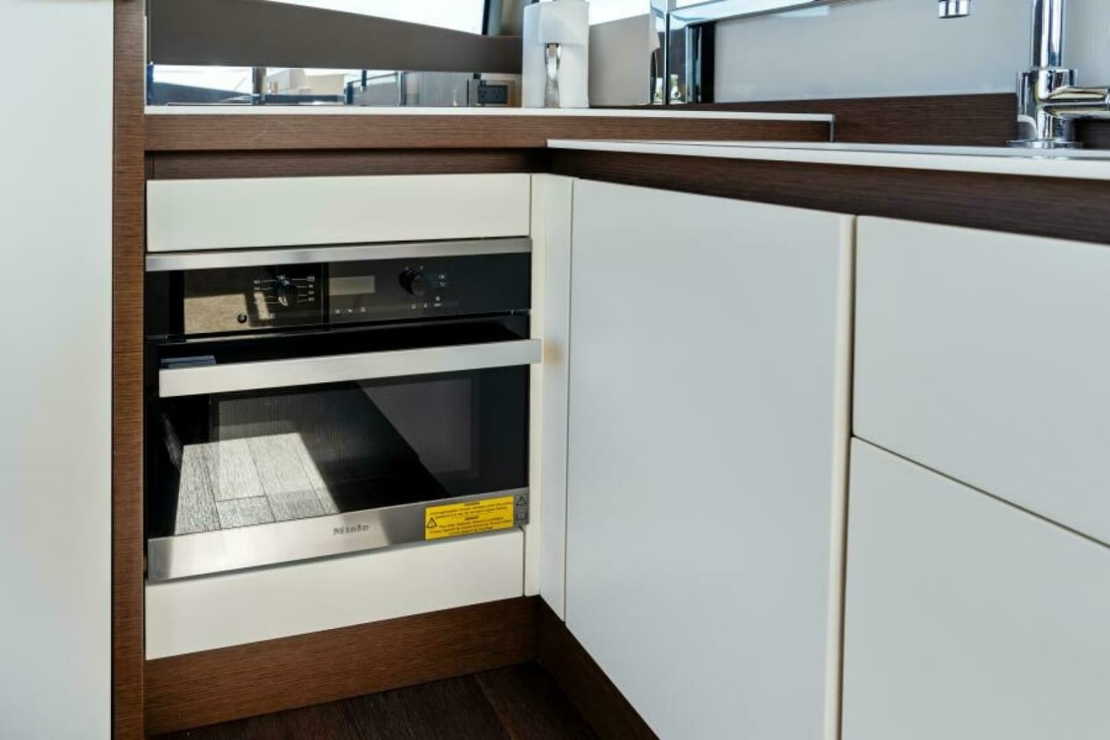 2020 Prestige 520 Flybridge - Photo 10