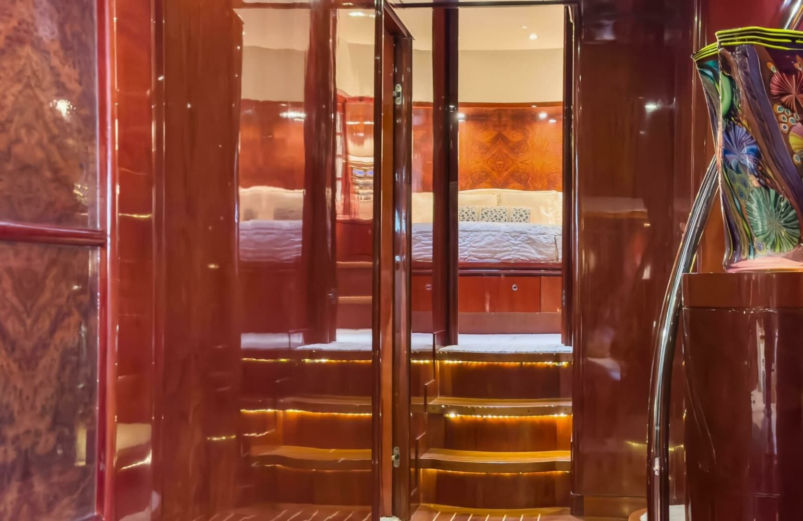 2005 Ocean Alexander 80 motoryacht - Photo 52
