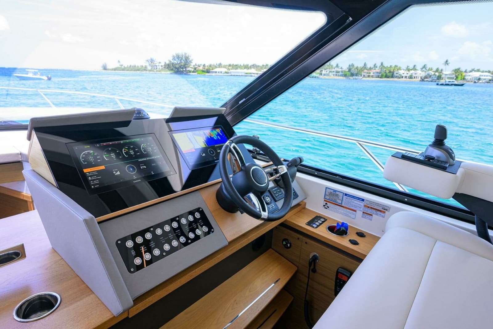 2023 Tiara Yachts C49 - Photo 33
