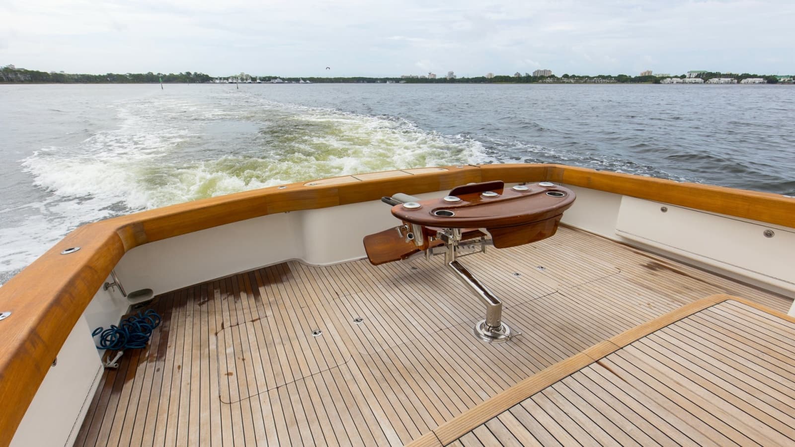 2007 Viking 74 Enclosed Bridge - Photo 46