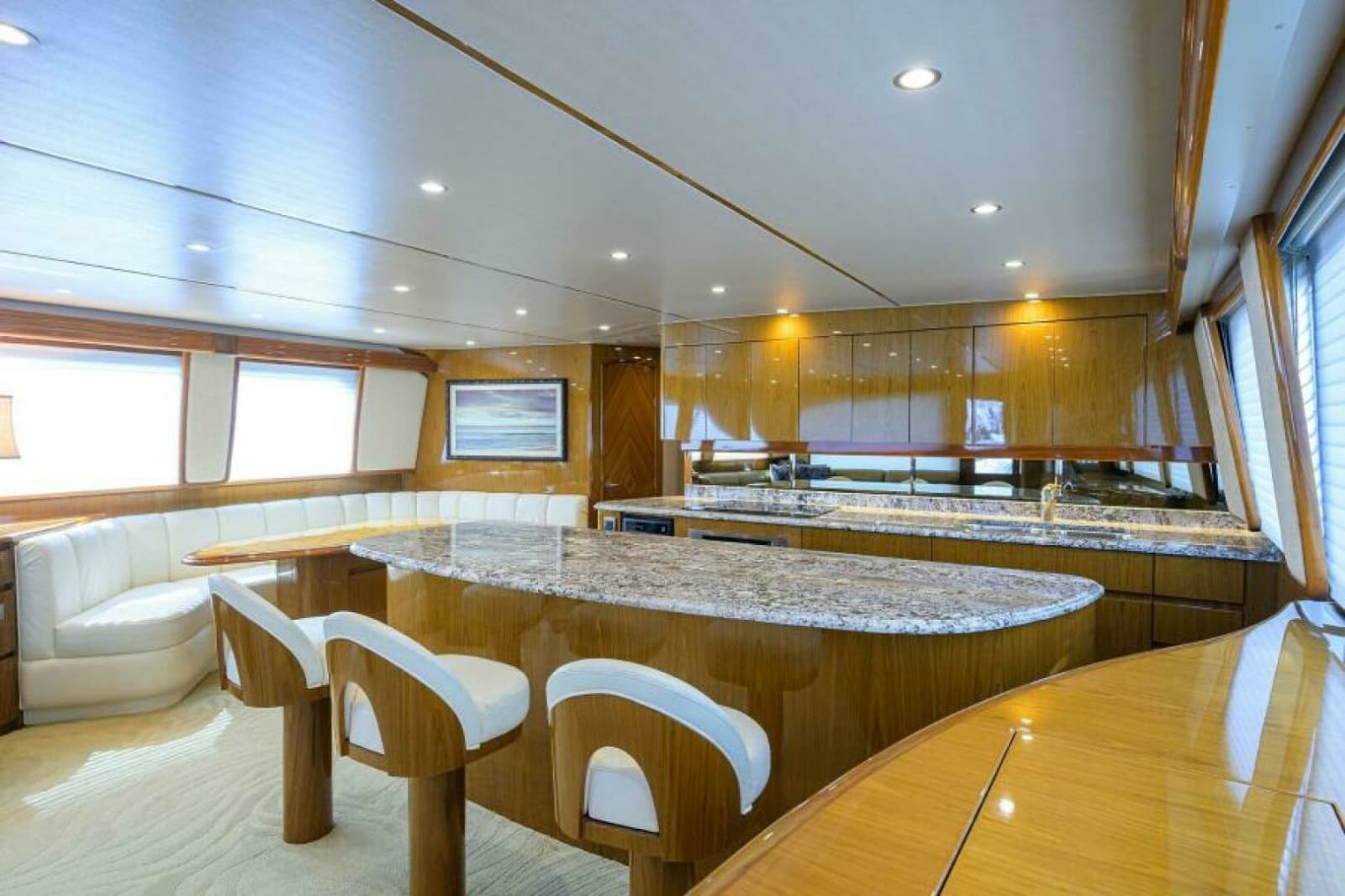2013 Viking 82 Convertible - Photo 8