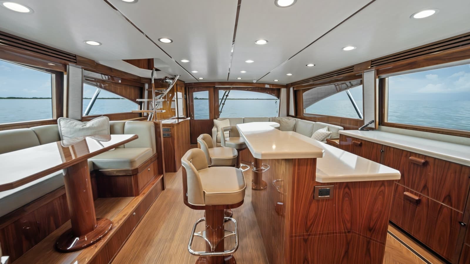 2021 Viking 72 Enclosed Bridge - Photo 27