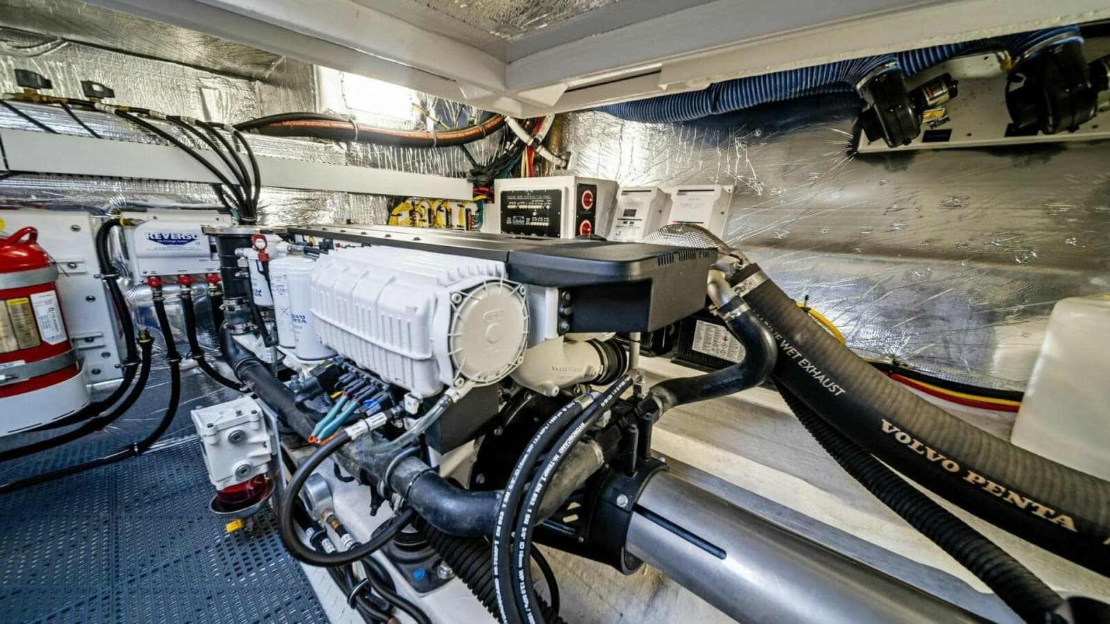 2019 Cruisers Yachts 45 Cantius - Photo 123