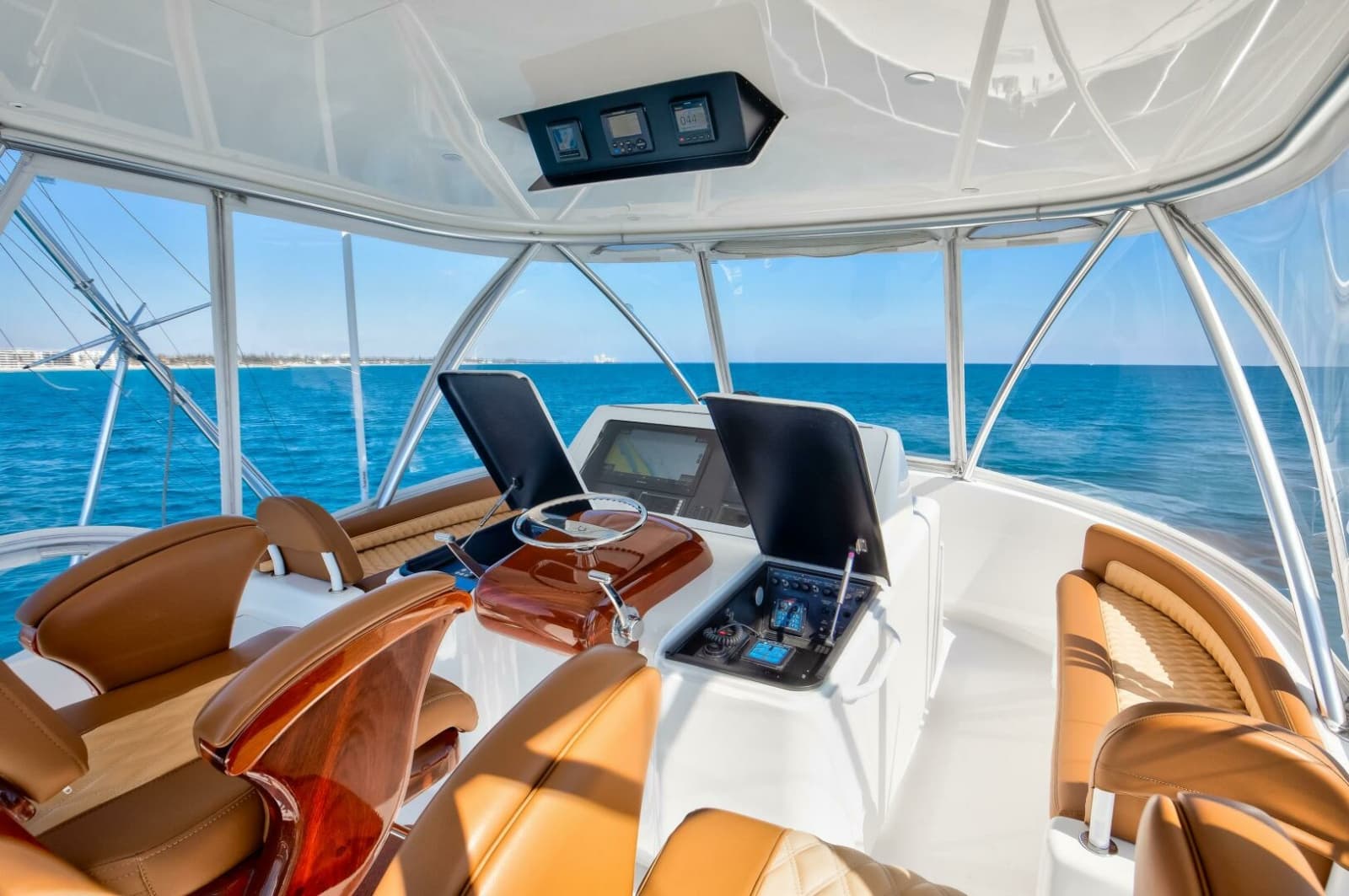 2018 Viking 48 Convertible - Photo 15