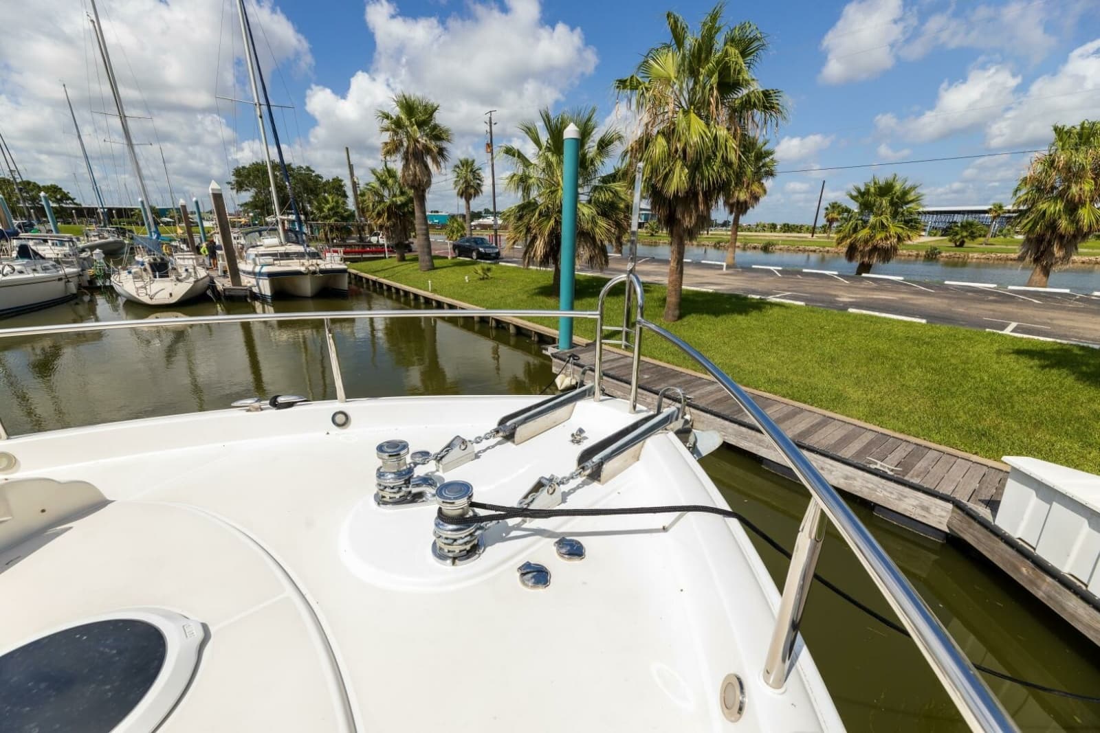2007 Lazzara Yachts 74 Motor Yacht - Photo 195