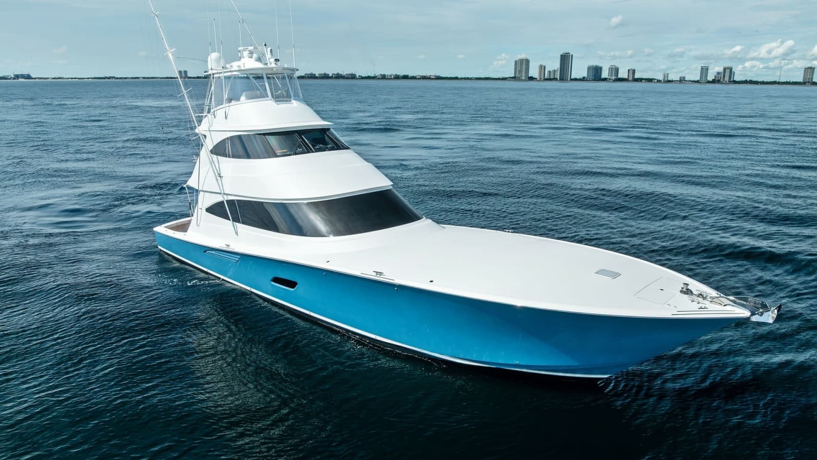 2017 Viking 80 Convertible - Photo 75