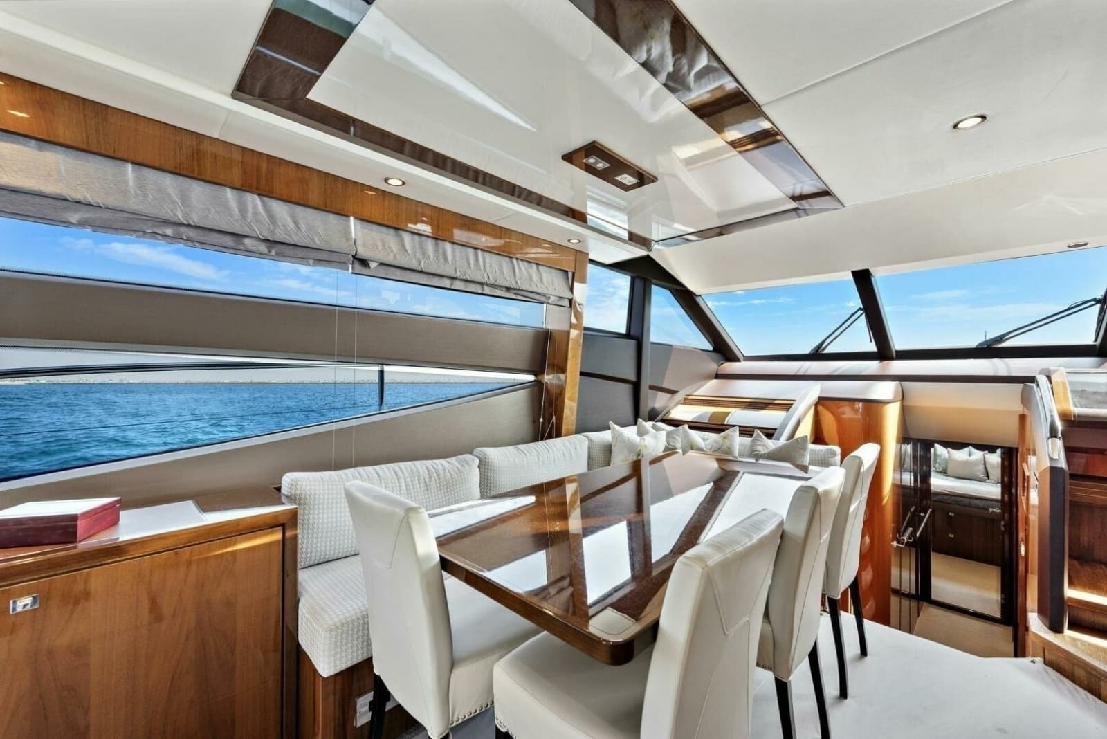 2015 Princess 72 Motoryacht - Photo 22