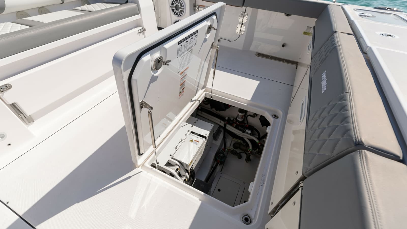 2023 Everglades 455 Center Console - Photo 22