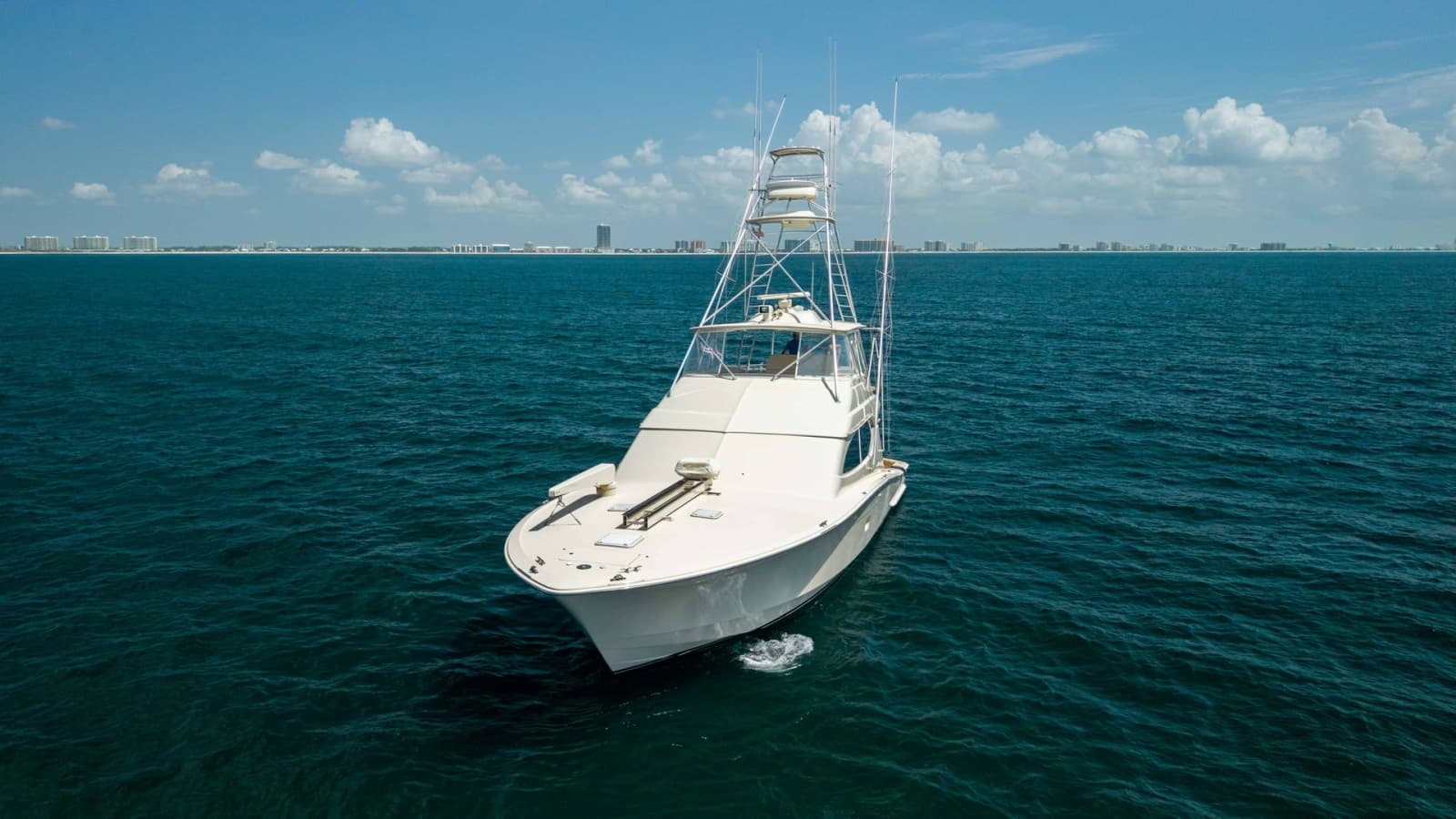 2007 Hatteras 68 Convertible - Photo 57