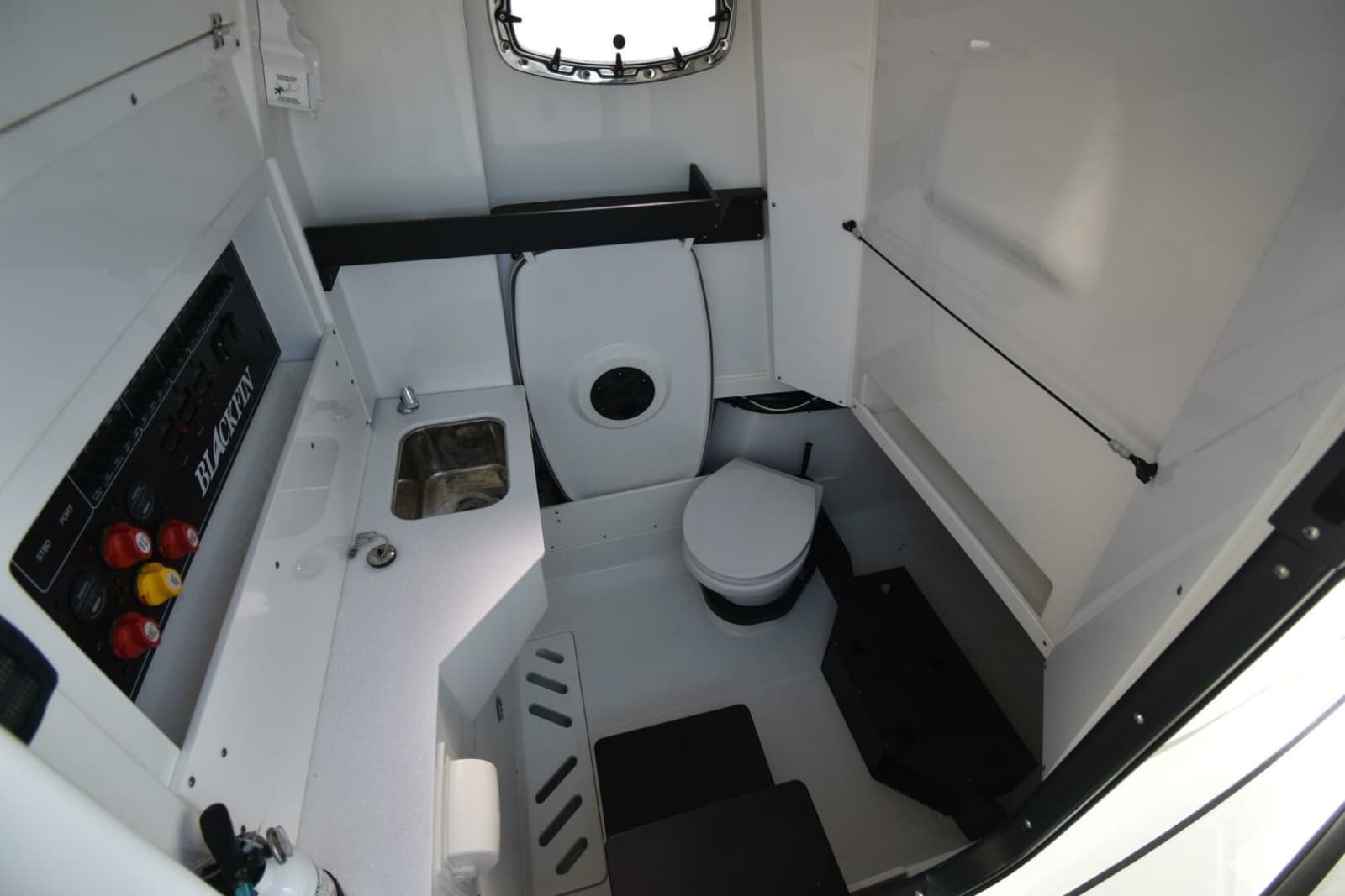 2021 Blackfin 332 - Photo 25