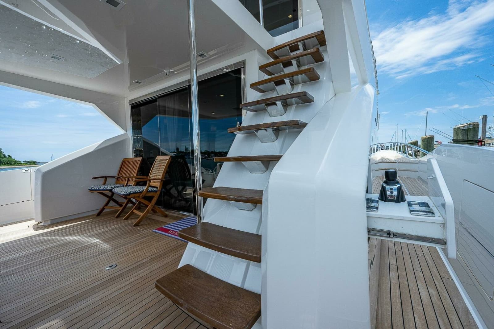 2017 Viking 75 Motoryacht - Photo 54