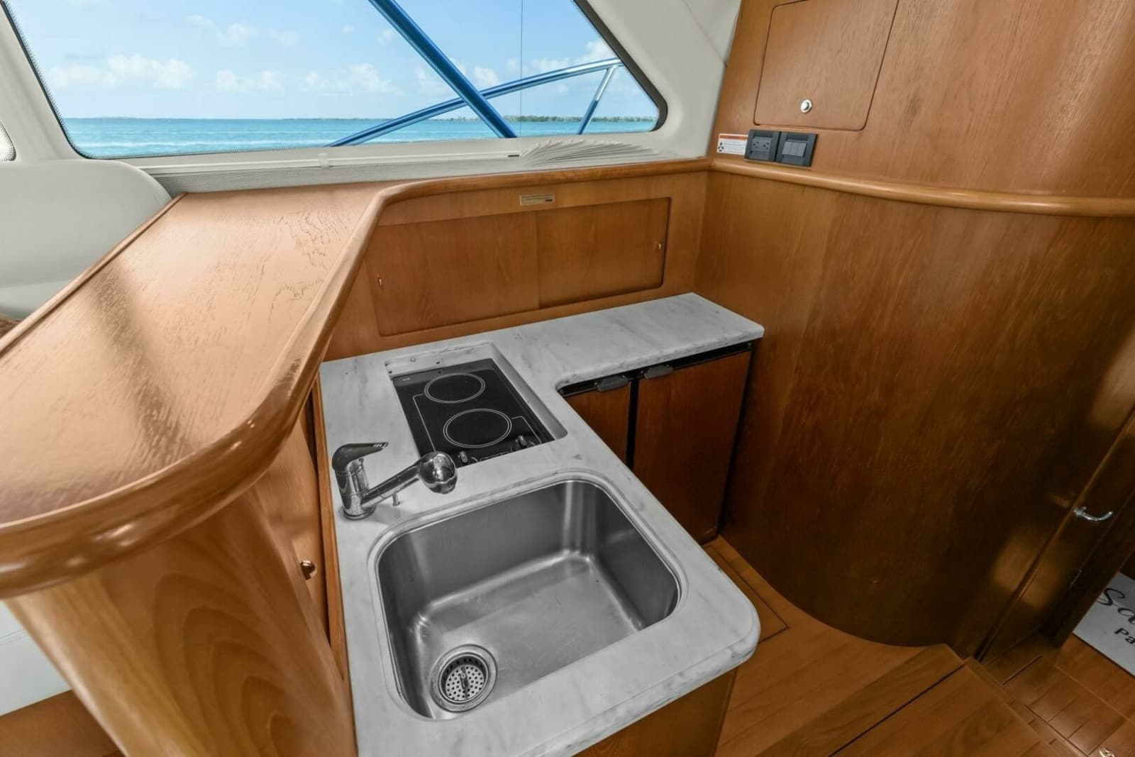 2013 Tiara Yachts 3900 Convertible - Photo 20