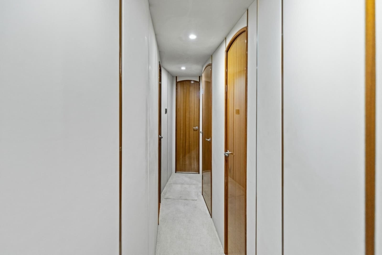 2008 Viking 68 Skybridge - Photo 71