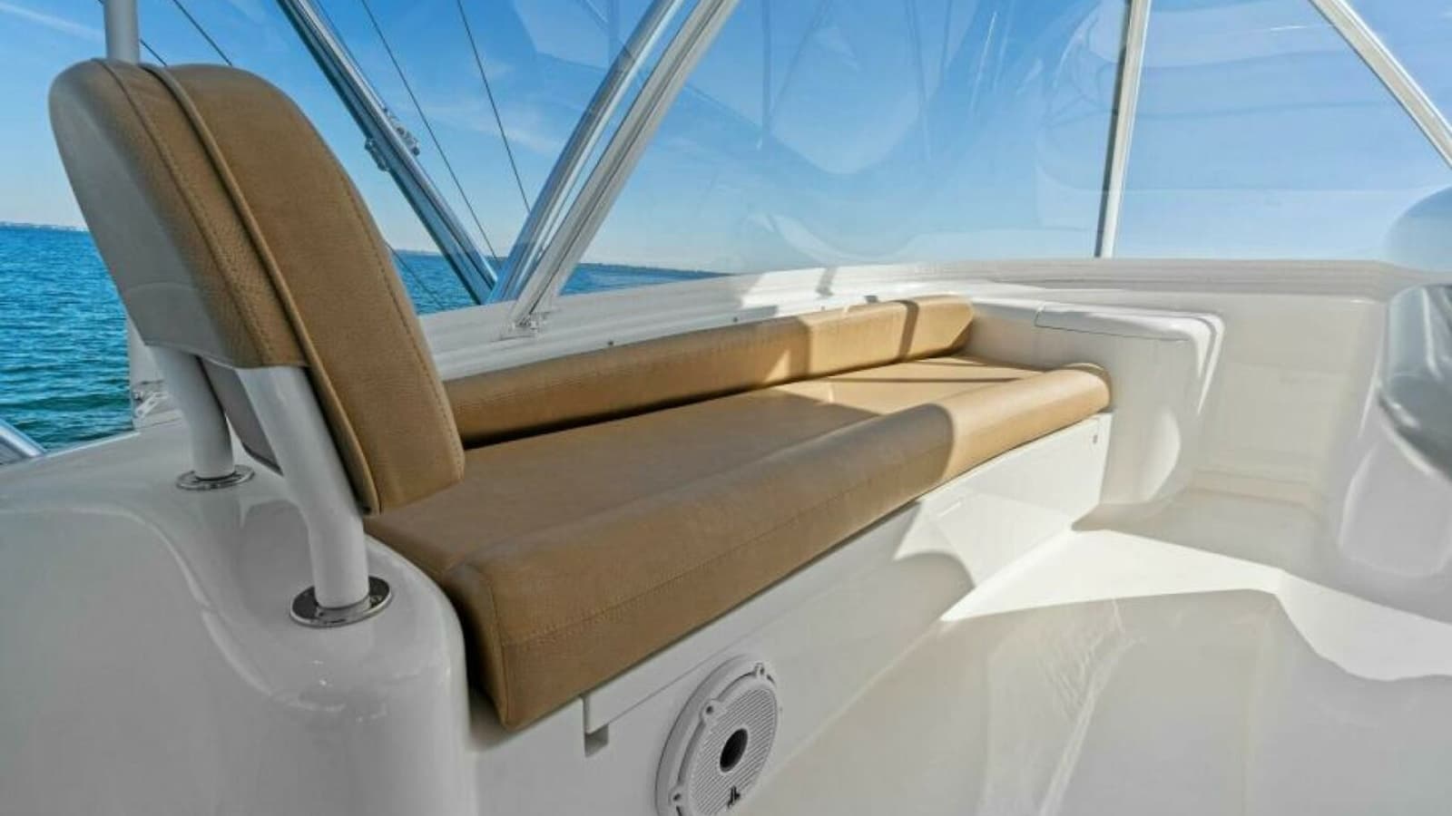 2013 Viking 55 Convertible - Photo 30