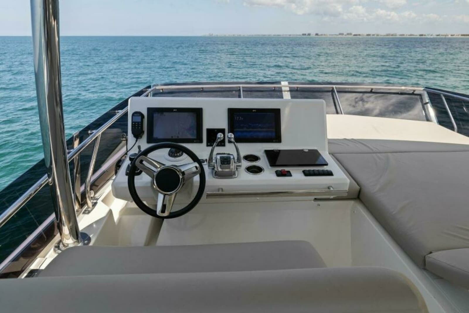 2022 Prestige 590 Flybridge - Photo 44
